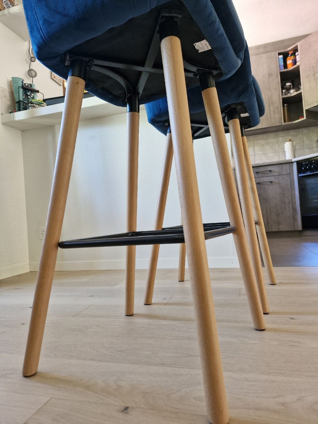 Stühle: Bahocker blau – Gebraucht aus Langnau am Albis von roc_58qq 2