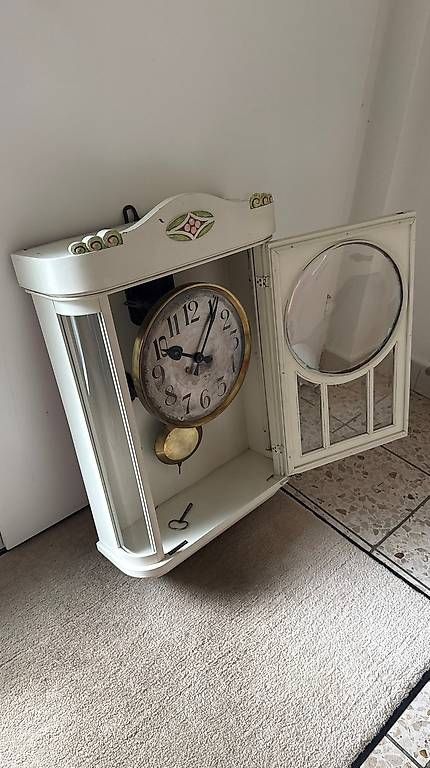 Pendules & Horloges murales: Wanduhr mit einem schönen Klang – D'occasion à Münsingen par inf_kd6b 2