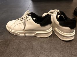 ZARA weisse Frühlings-Sneakers, Grösse 41