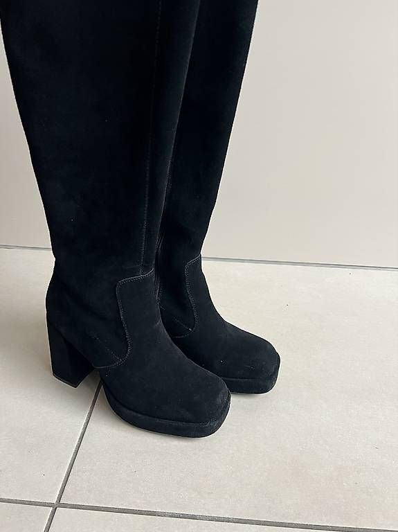 Damenschuhe: Overknee Stiefel – Gebraucht aus Unterengstringen von baj_2zfq 3