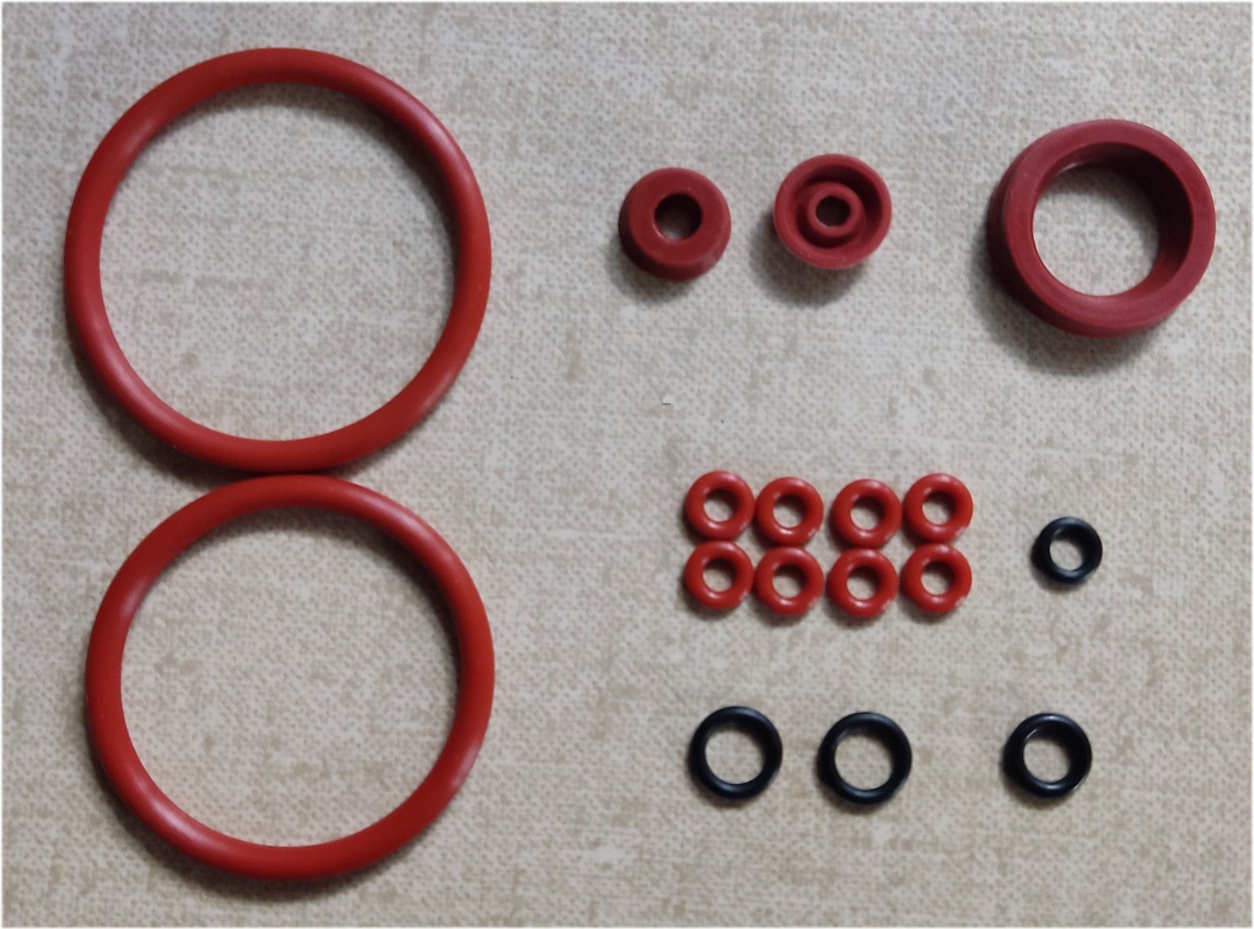 Produktbild von Ersatz-Dichtungssatz Für Handpumpe Modell 75 – Rindsleder & Silikon, 52 Mm, 1 Dichtung + 2 Ringe