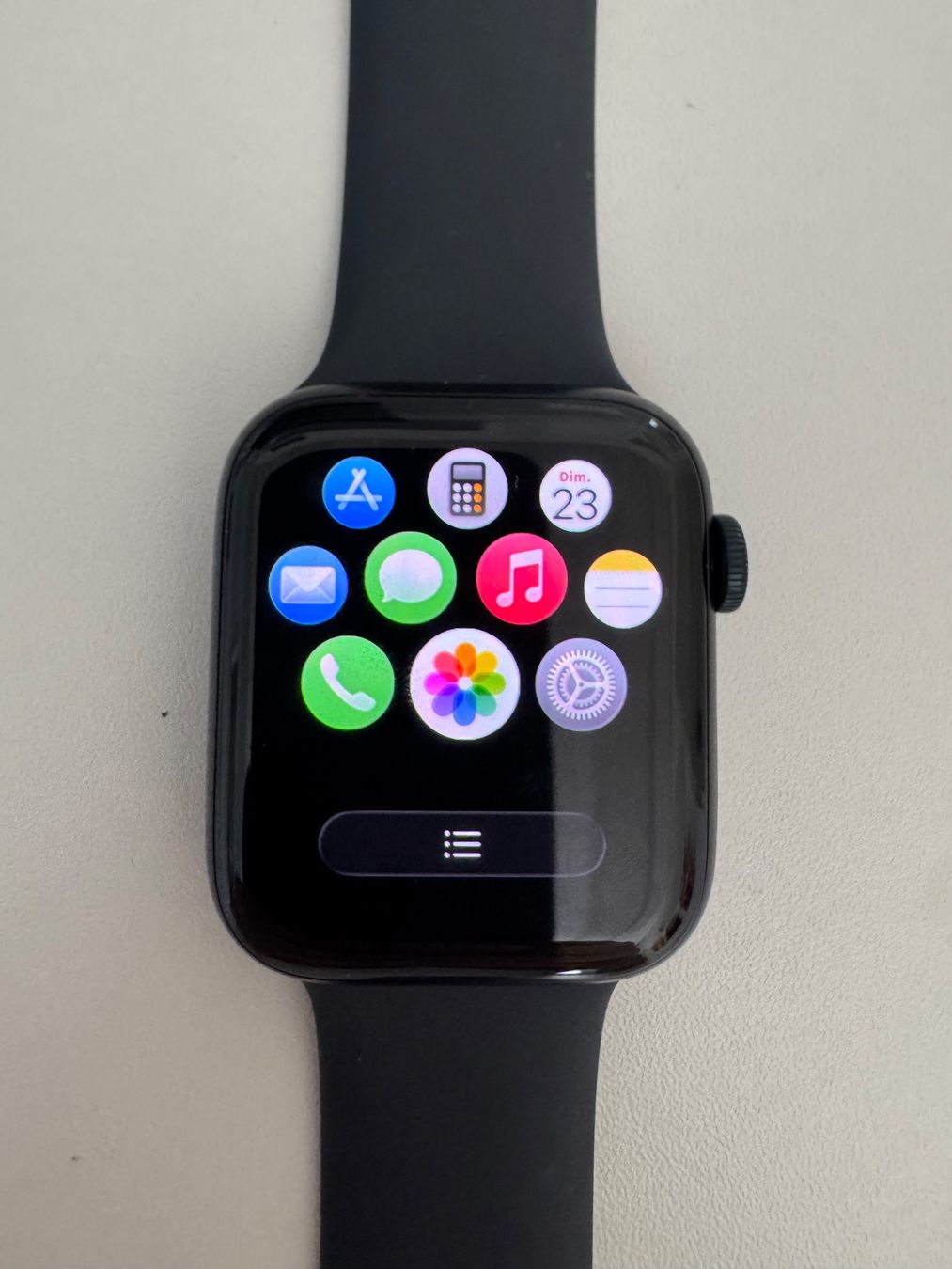 Apple Smartwatch: Apple Watch SE 2 2024 – Nuovo (secondo la descrizione) da Bulle venduto da samuel.volery 5