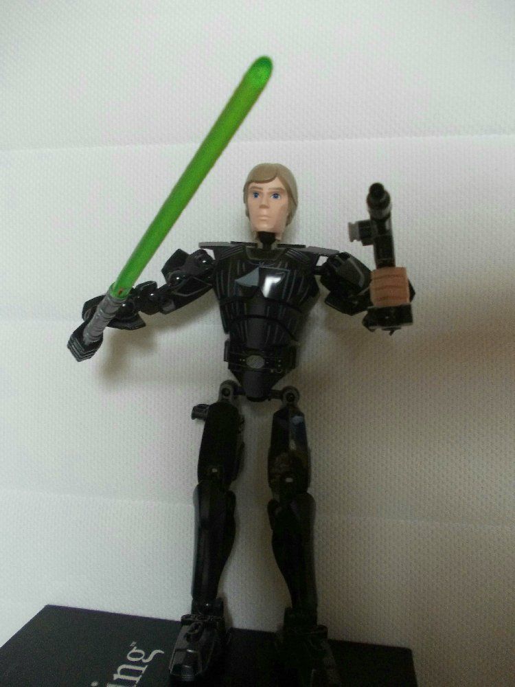 Lego Kit di costruzioni: Lego Star Wars 75110 Luke Skywalker – Usato da Bussigny venduto da Cglloq 1