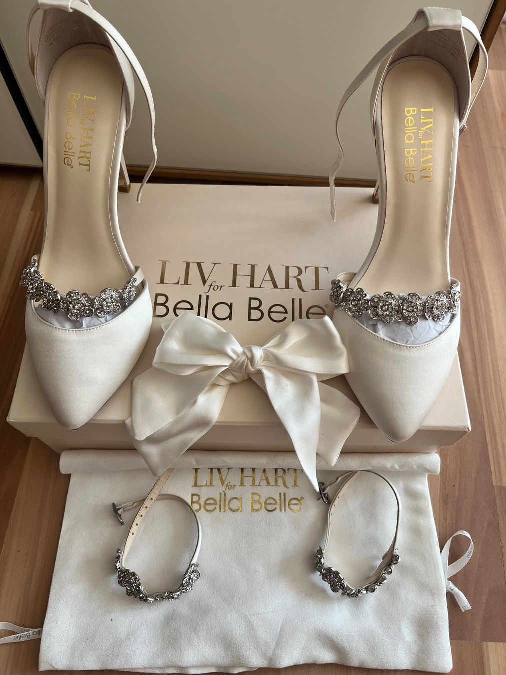 Damenschuhe: Hochzeitsschuhe (neu) – Neu und originalverpackt aus Küsnacht ZH von lil_t6nx
