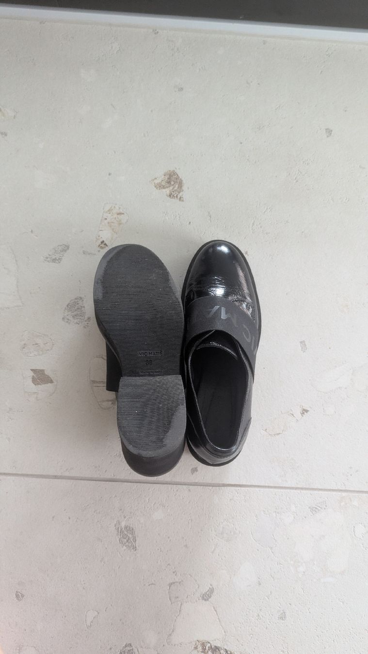 Chaussures femmes: Schuhe Damen Schwarz Lack – Neuf (Voir description) à Sursee par janaasch 4