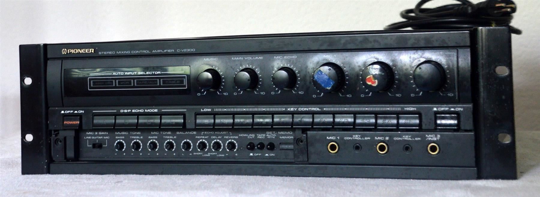 Pioneer Console di mixaggio: Pioneer C-V2300 Stereo Mixing Control – Usato da Collonges venduto da arashee 2