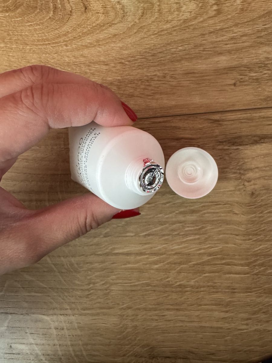 Louis Widmer Feuchtigkeitspflege: Louis Widmer Körpercreme 8 Stück NEU – Neu und originalverpackt aus Schübelbach von Sambodscha 3