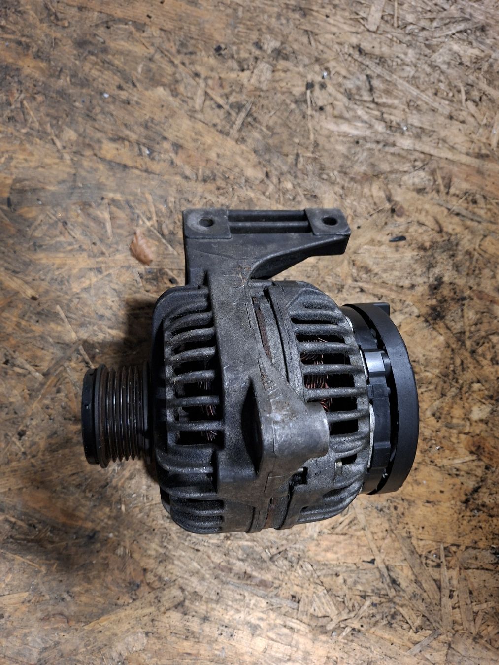 Volvo Tutti pezzi di ricambio auto: Volvo Alternator V70 S70 C70 – Usato da Ermensee venduto da volvo-Turbo 2