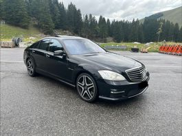 2011 Mercedes-Benz S63 AMG W221