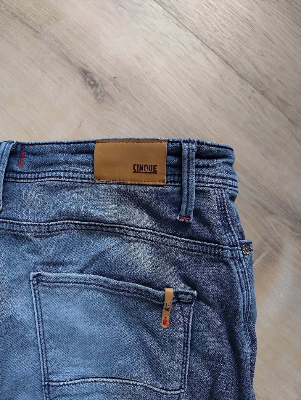 Cinque Jeans: Cinque Jeans kurz 31 – Usato da Dättwil AG venduto da Kleinaberfein 3