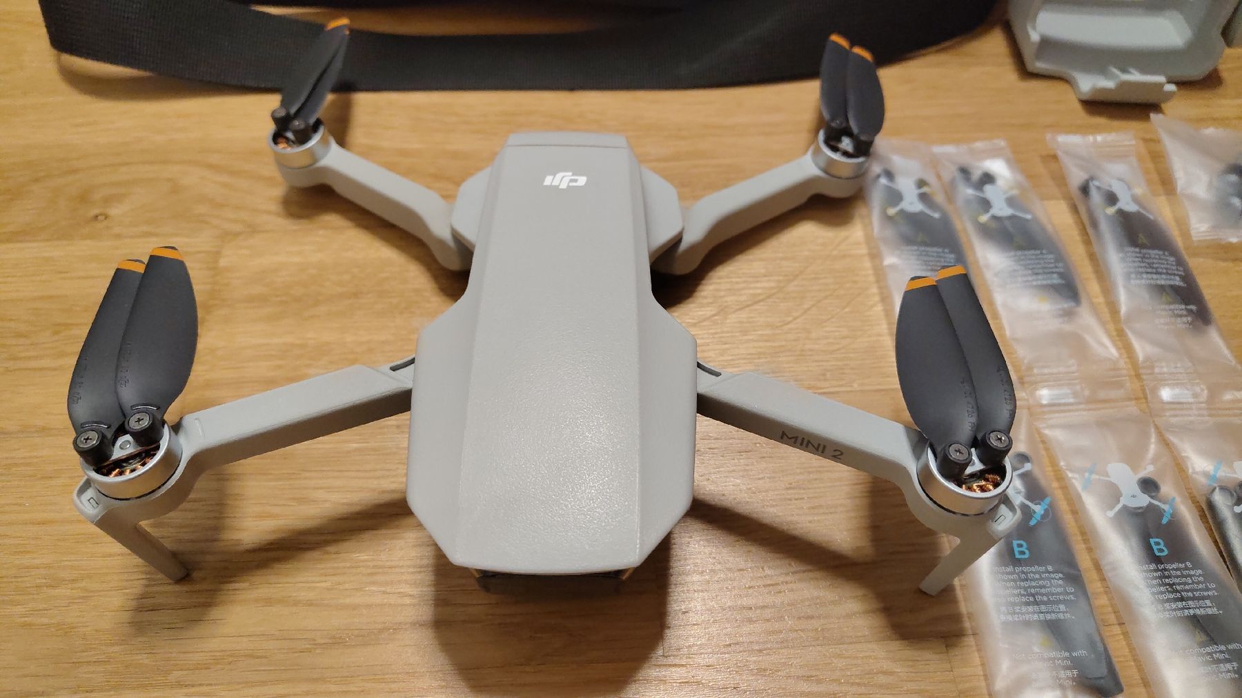 DJI RC Kits de montage: DJI Mini 2 Fly More Combo – D'occasion à Rüti ZH par Mazogg 1