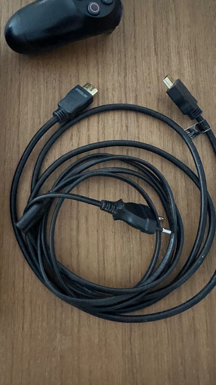 Sony Console: PlayStation 4 (12.00) Set mit Controller & Zubehör – Usato da Pfäffikon ZH venduto da narteq 3