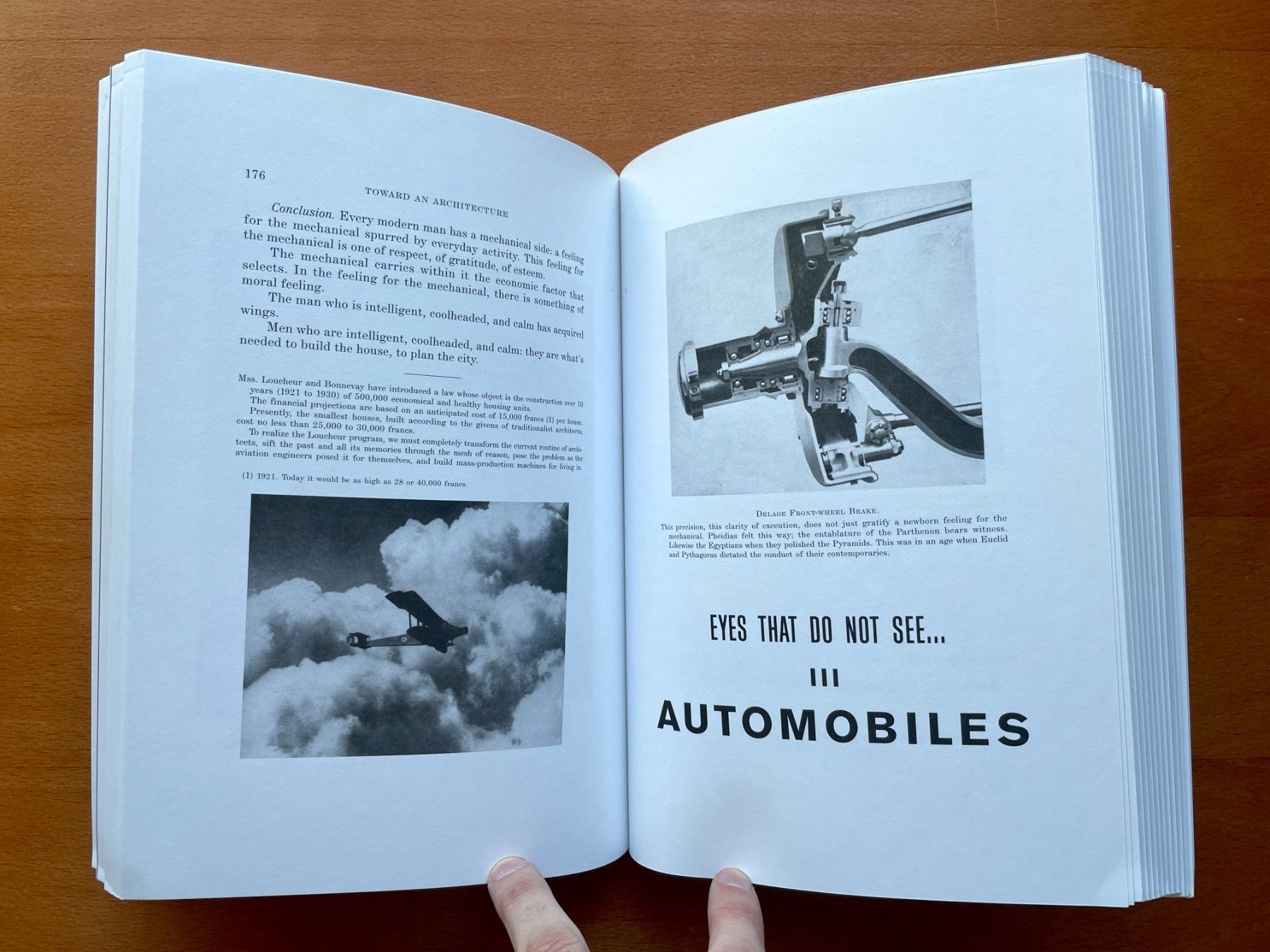 Libri: Le Corbusier - Toward an Architecture/Vers Une Architecture – Usato da Genève venduto da Januacoeli 4