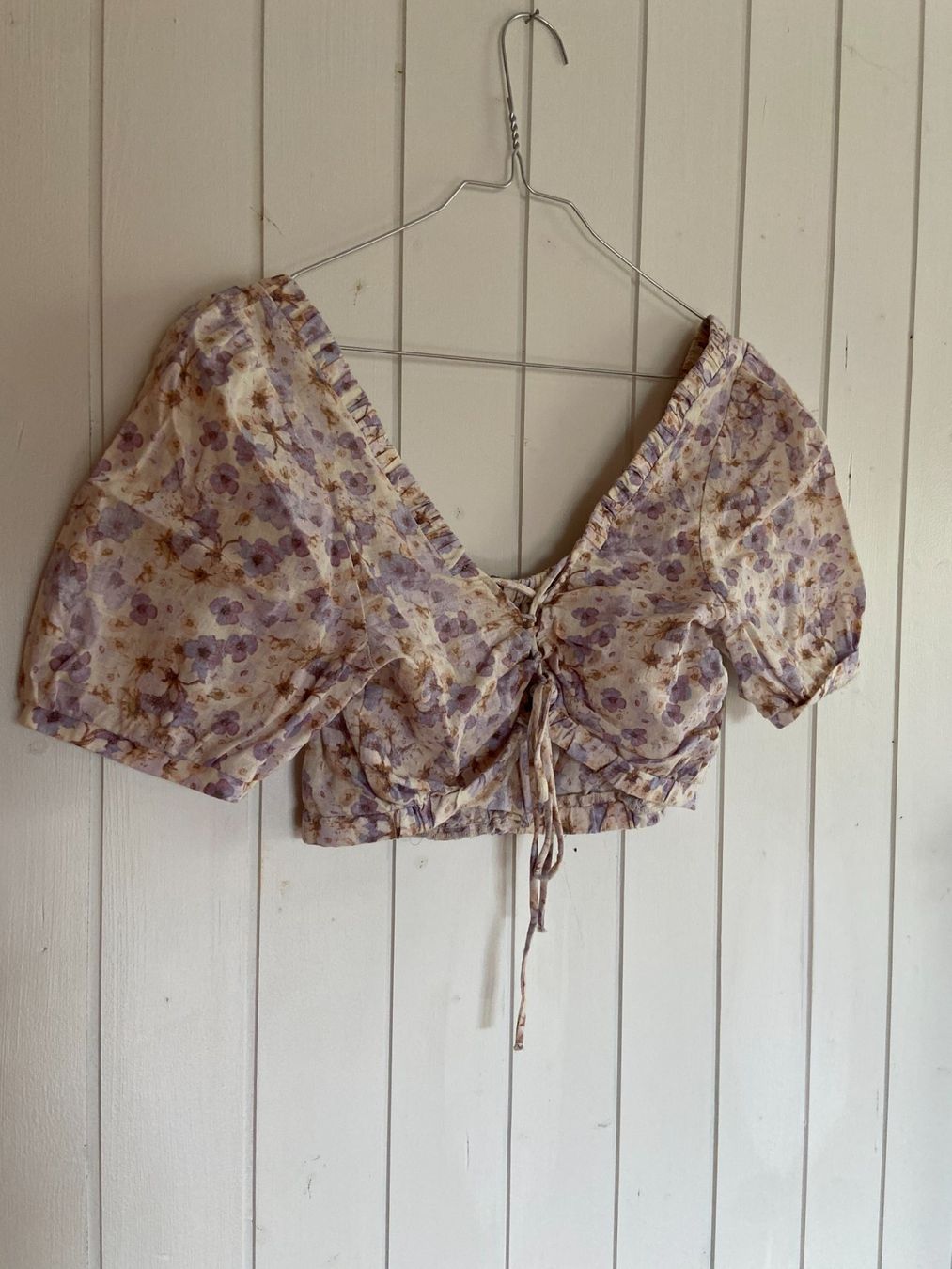 Top: Top gr. S – Usato da Jonen venduto da Lux.K.