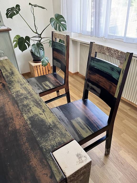 Set de table et chaises: Esstisch mit Stühle und Bank  – D'occasion à Balsthal par Kalii1 3