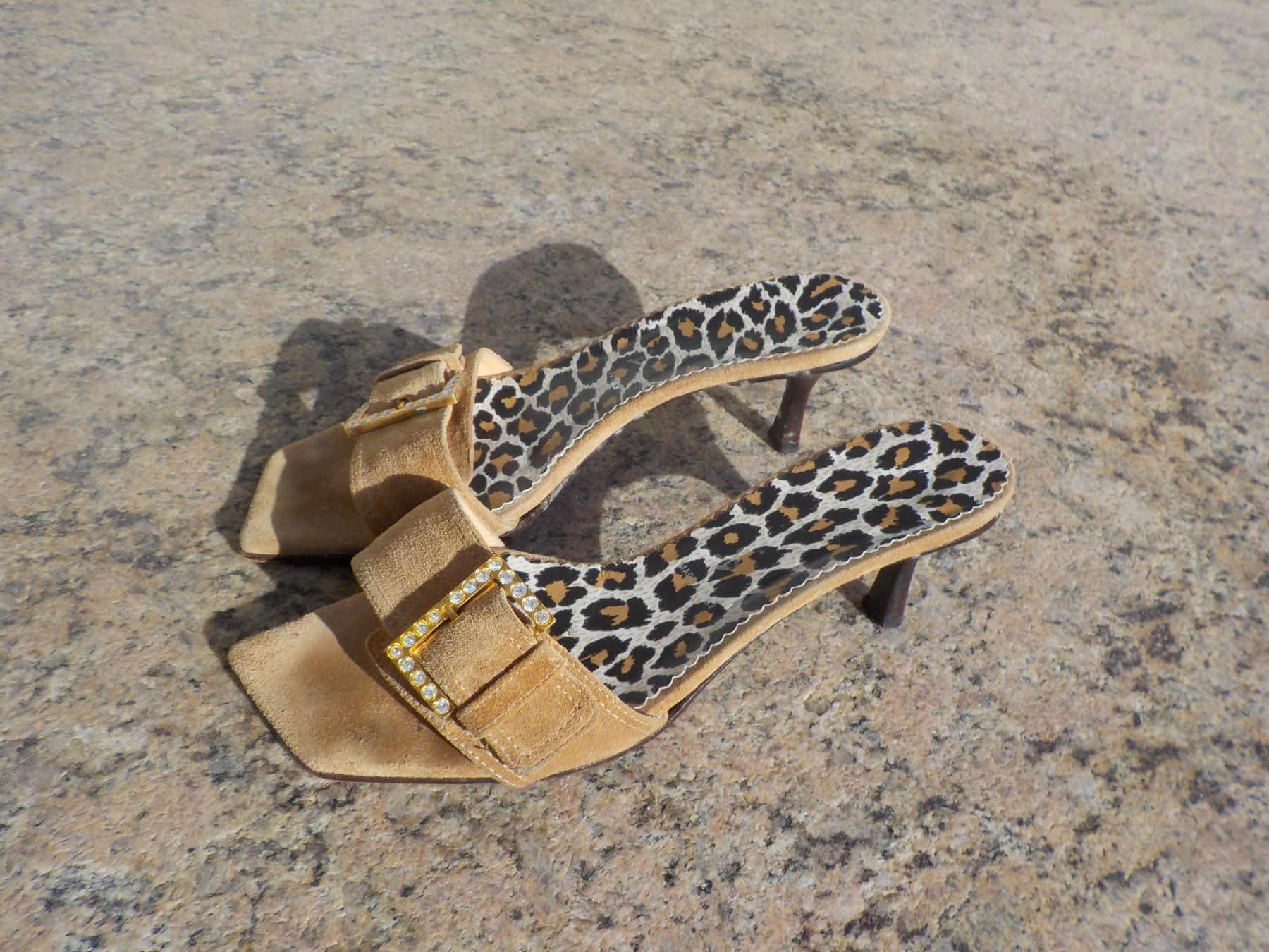 Scarpe da donna: Sandalen Vintage 1990er Wildleder – Usato da Mörschwil venduto da wunderkiste44 3