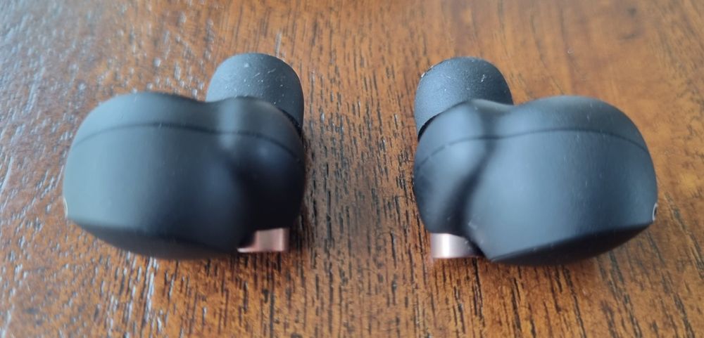 Adhiper Ohrpolster Für Sony WH-1000XM4 – Ersatz-Ohrmuscheln, Proteinleder & Memory-Schaum, Schwarz