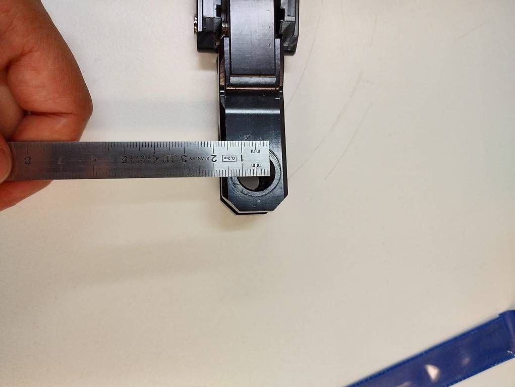 Altro: Höhenverstellbarer Seitenständer – Usato da Stansstad venduto da DearTrade 2