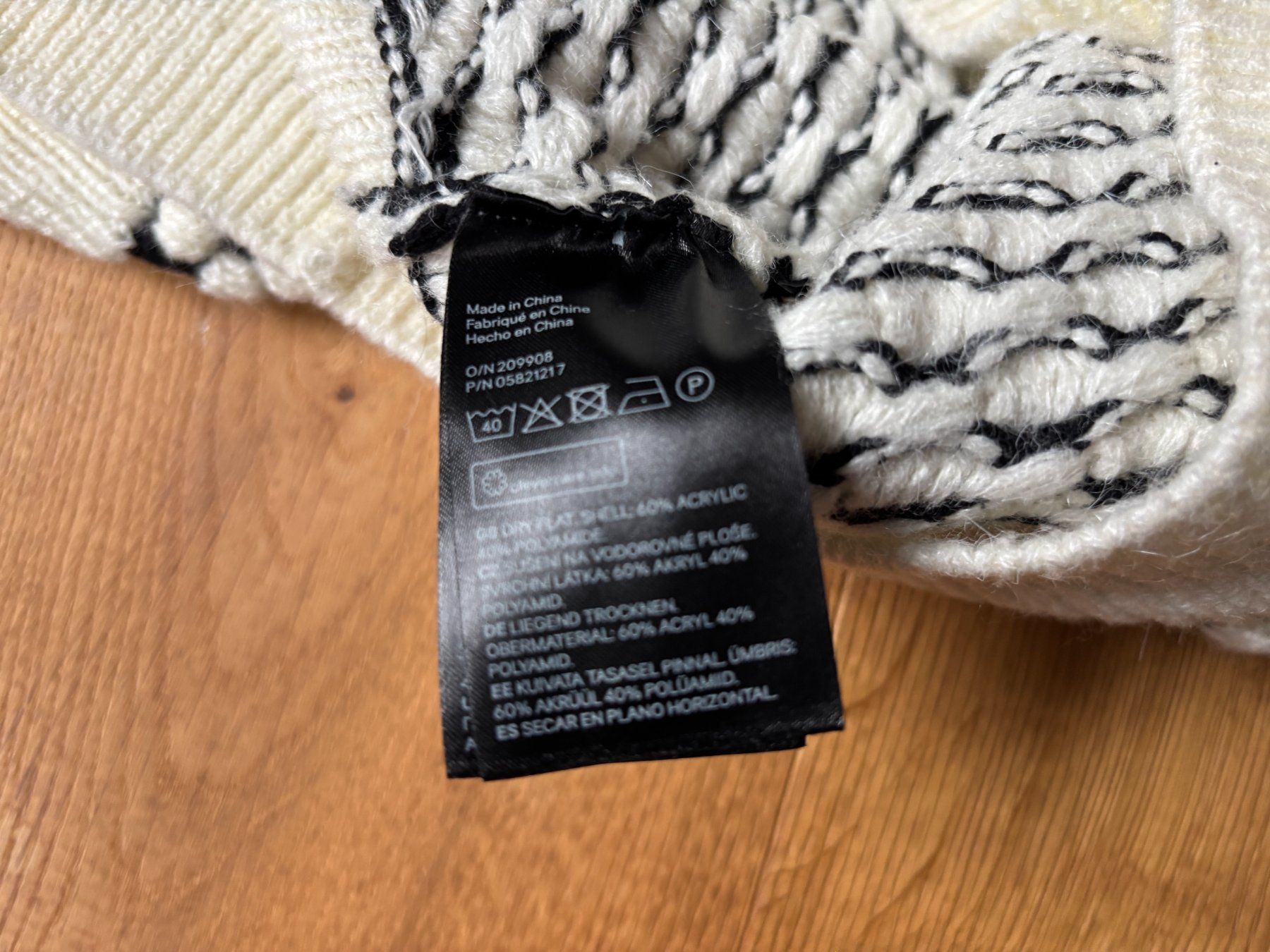H&M Maglioni & Felpe: H&M Pulli, M/L – Usato da Spiegel b. Bern venduto da Laystyx 3