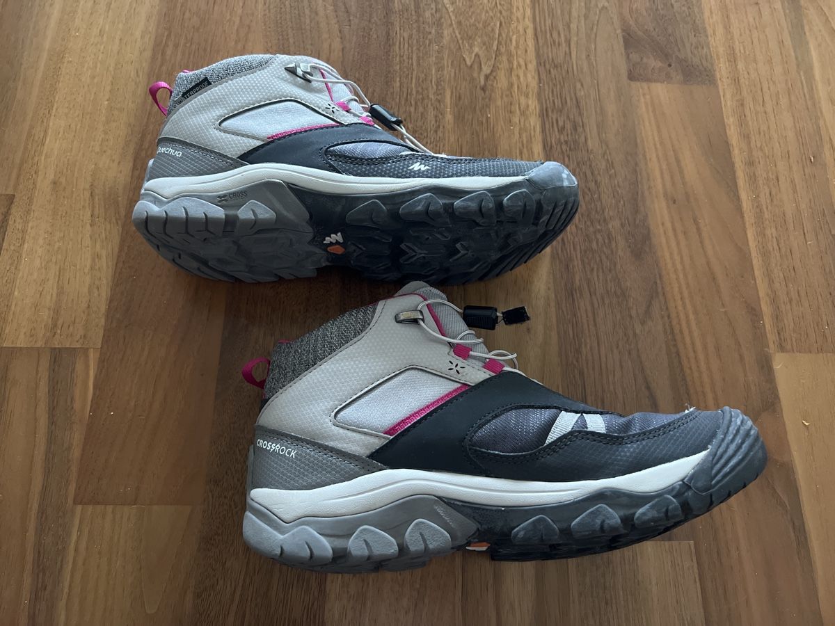 Decathlon Scarpe per ragazze: Top erhaltene Trekkingschuhe (Wanderschuhe) Gr. 37 – Nuovo (secondo la descrizione) da Baar venduto da Princesaphantagiro 2