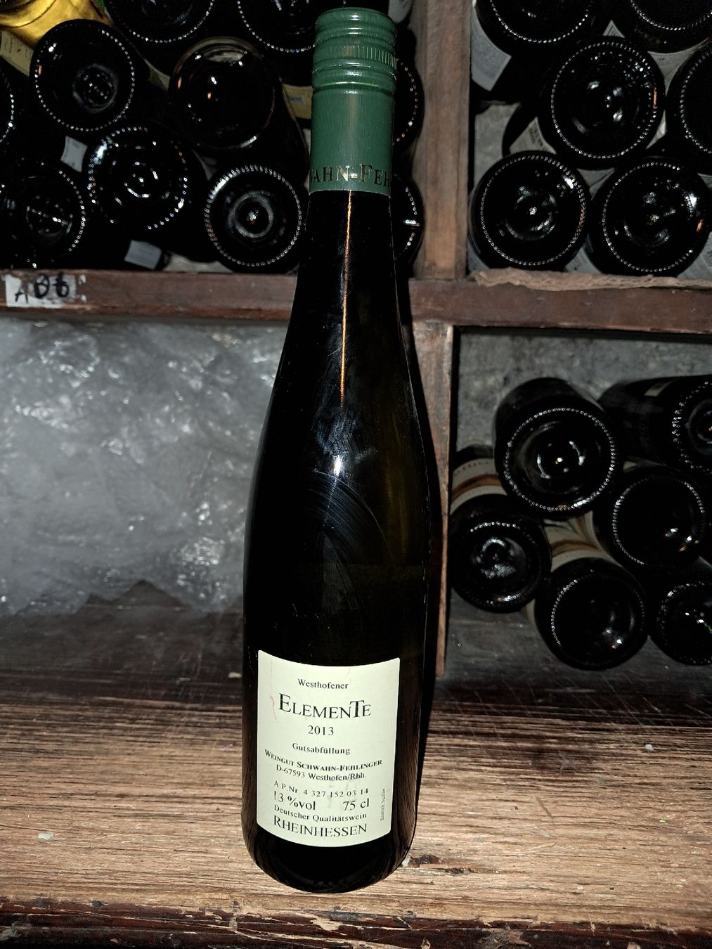 Mouton Rothschild Vino: Westhofener ElementE 2013 – Nuovo e nell'imballaggio originale da Le locle venduto da juliensaran 2