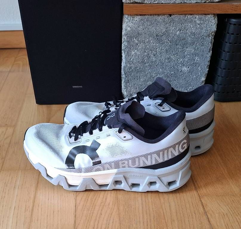 Scarpe da uomo: On Cloudmonster Gr.42.5 – Usato da Berneck venduto da kla_9yyk 2