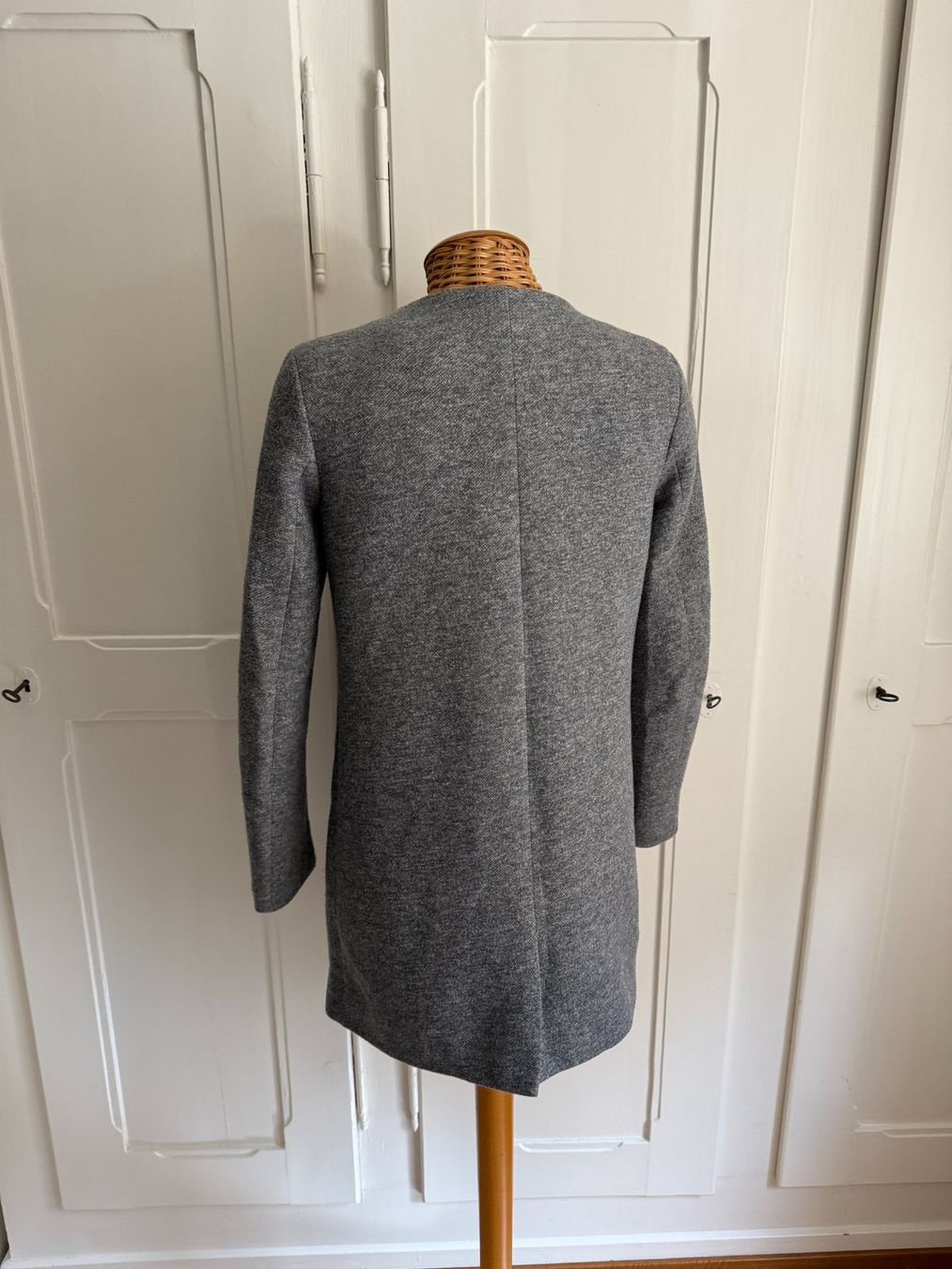 Only Giacche: ONLY - Jacke hellgrau XS – Usato da Zürich venduto da Diazaio 2