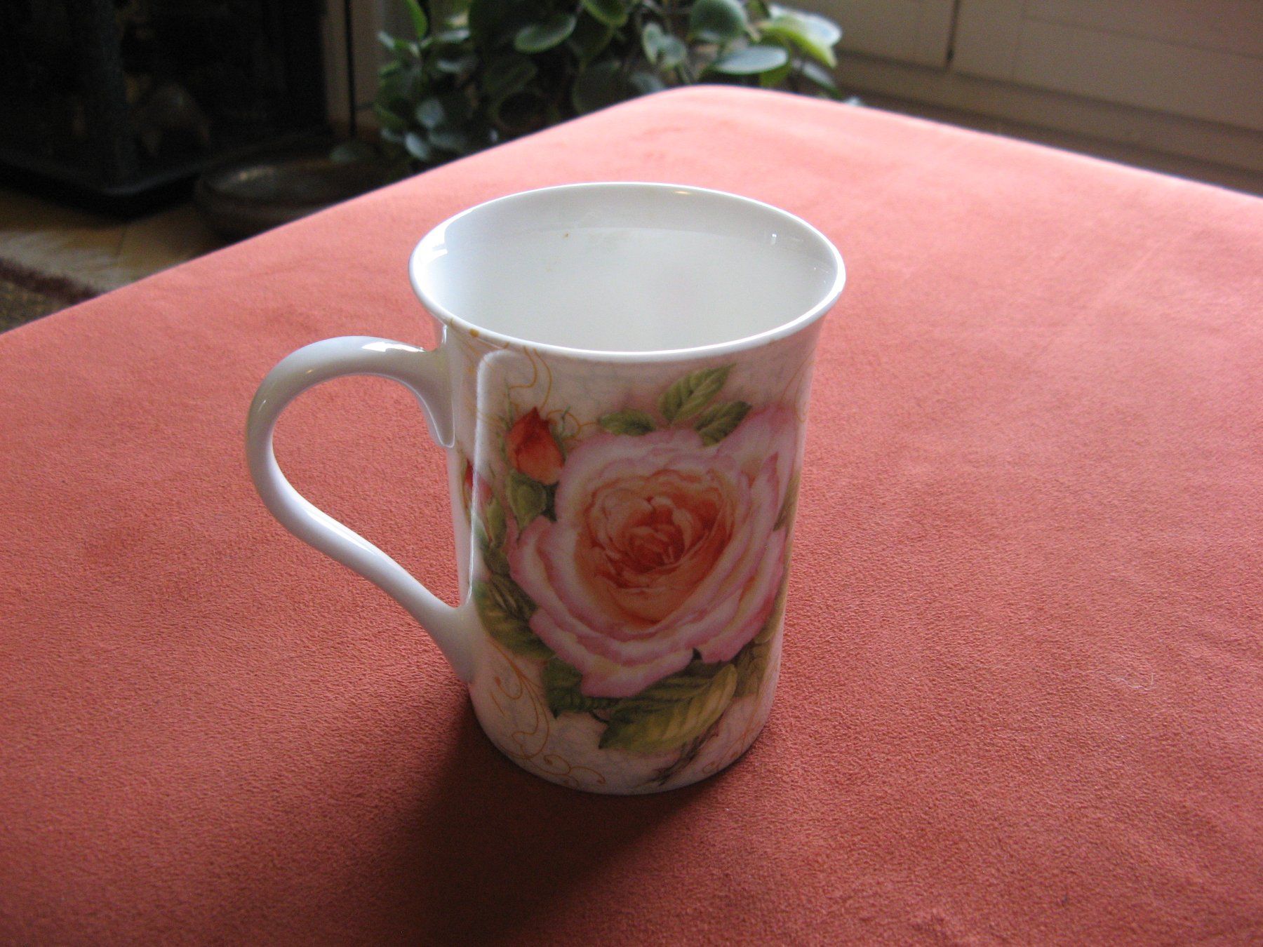 Tazze: Könitz Tasse Rose Gloria Dei – Usato da Zürich venduto da apil 1