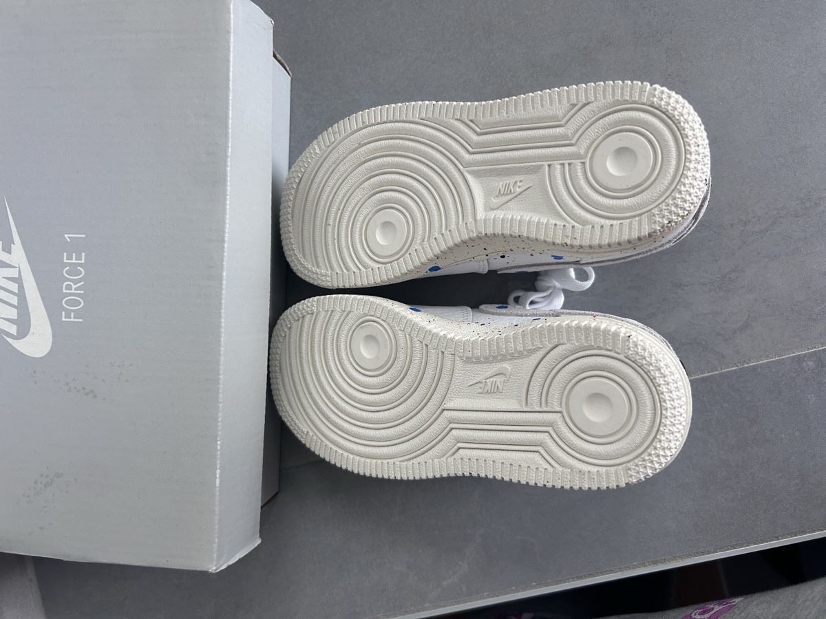 Nike Schuhe für Jungen: Nike force1 bambino 26 – Neu und originalverpackt aus Piazzogna von Super-V 1