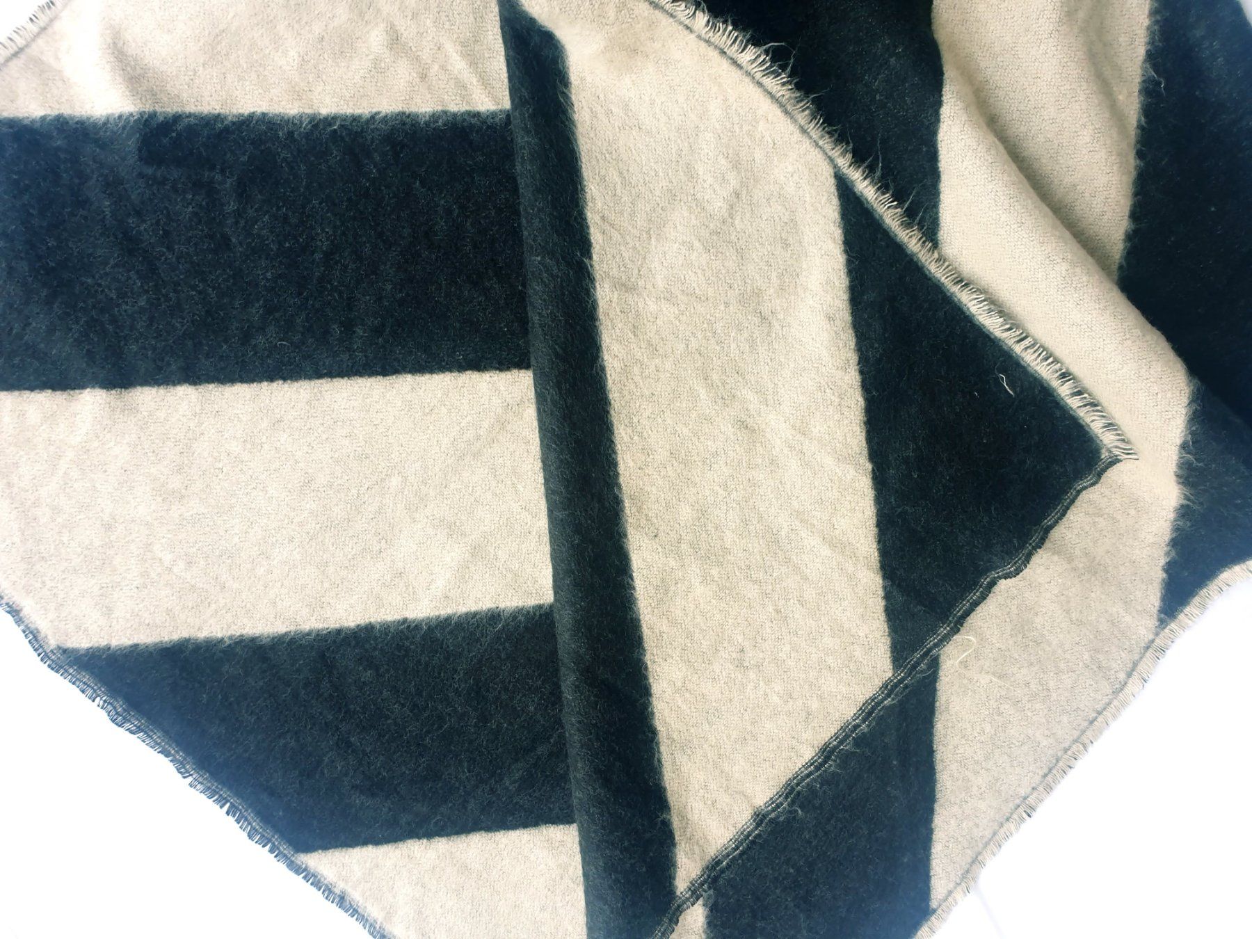 Foulard & Sciarpe: SCHAL WINTERSCHAL ANTHRAZIT HELL GRAU GROSS BIG WARM TOP CAP – Nuovo (secondo la descrizione) da Elsau venduto da the-colorful-side 1