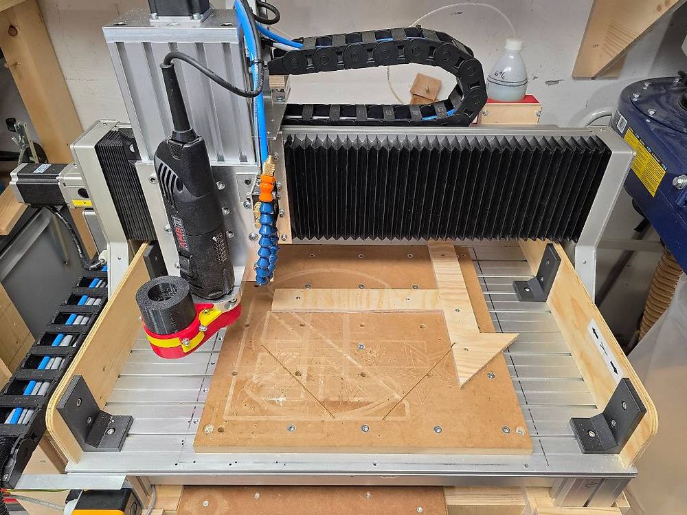 CNC Fraese/Fraesmaschine, ideal fuer den Hobbybereich! (Gebraucht) in ...