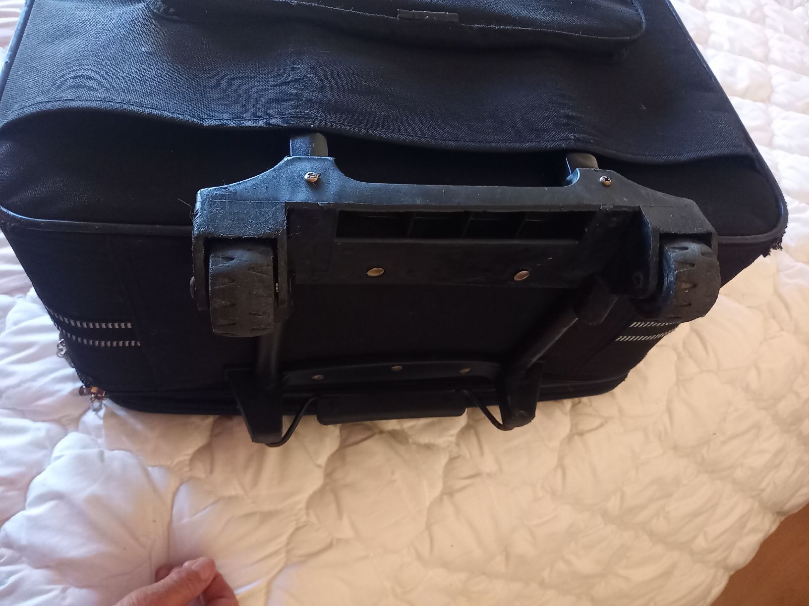 Valises de voyage: Rollkoffer – D'occasion à NIEDERBUCHSITEN par jut_lpv5 8