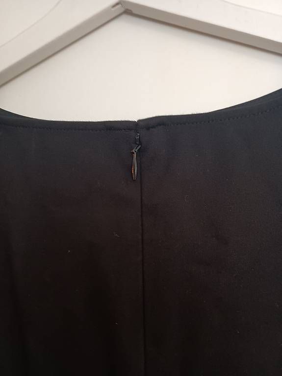 Uniqlo Kleider: Ärmelloses Kleid von Uniqlo – Gebraucht aus Zürich von Melianea 2