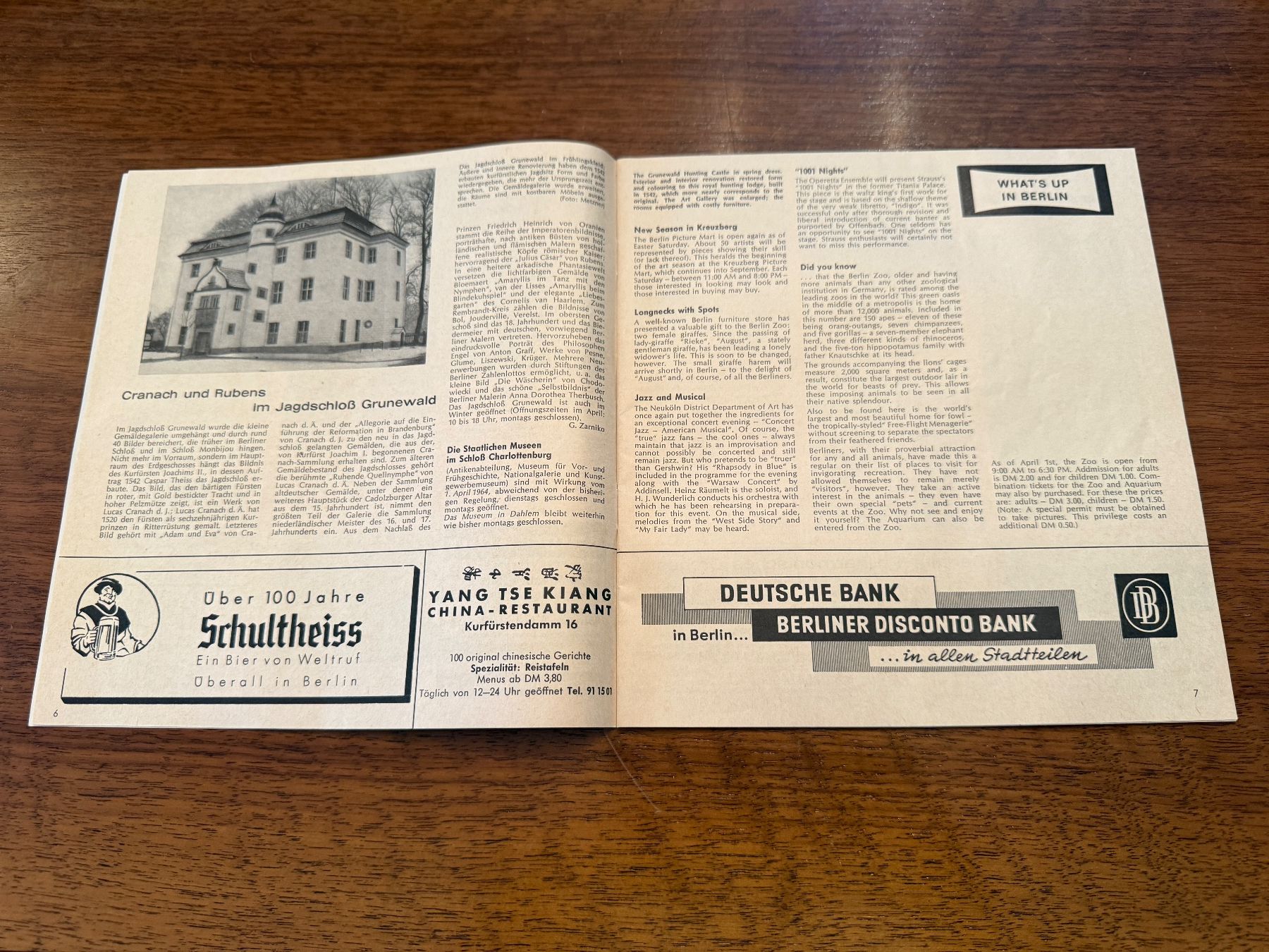 Documents: Berlin Programm Heft 10 April 1964 gebraucht – D'occasion à Erstfeld par Mario_boe0 1