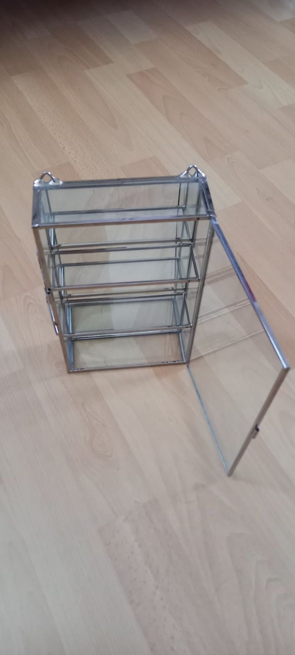 Vitrinen: Glasvitrine klein – Gebraucht aus Höri von bsc_68fw 7