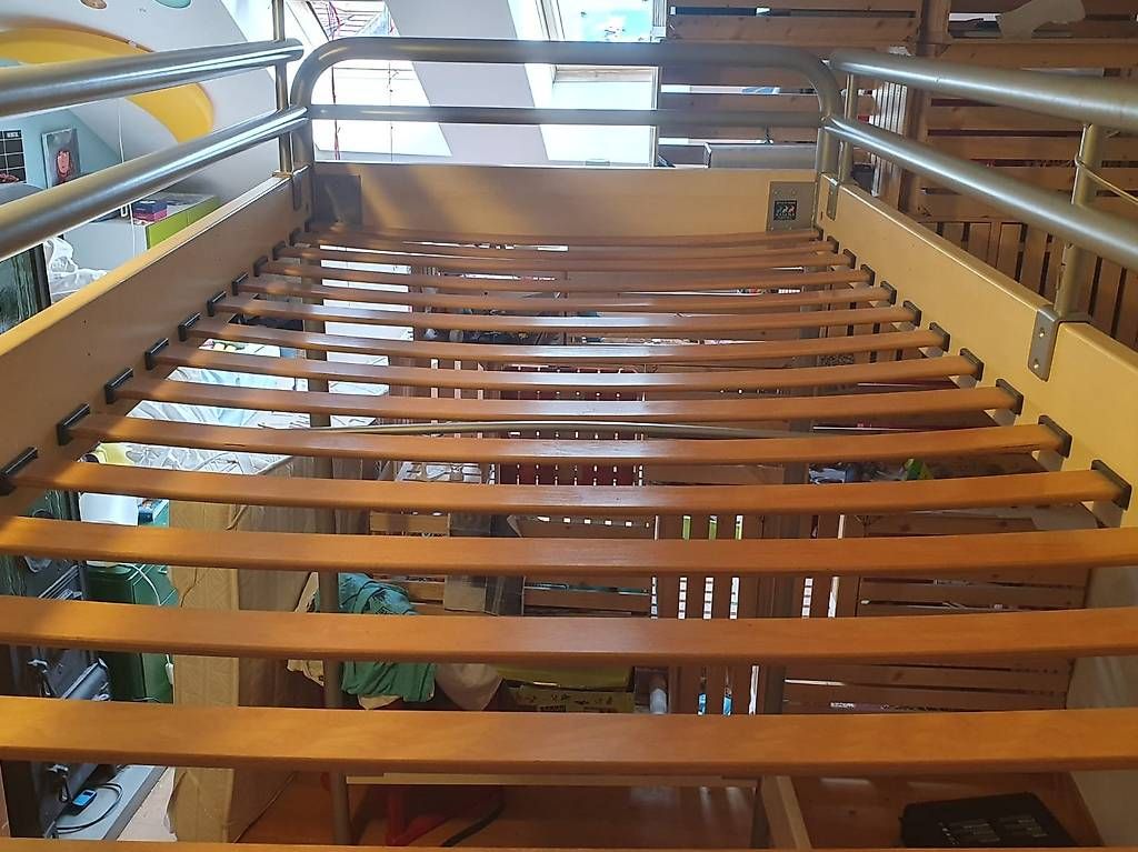 Hasena Betten: Hochbett Hasena – Gebraucht aus Winterthur von merjock