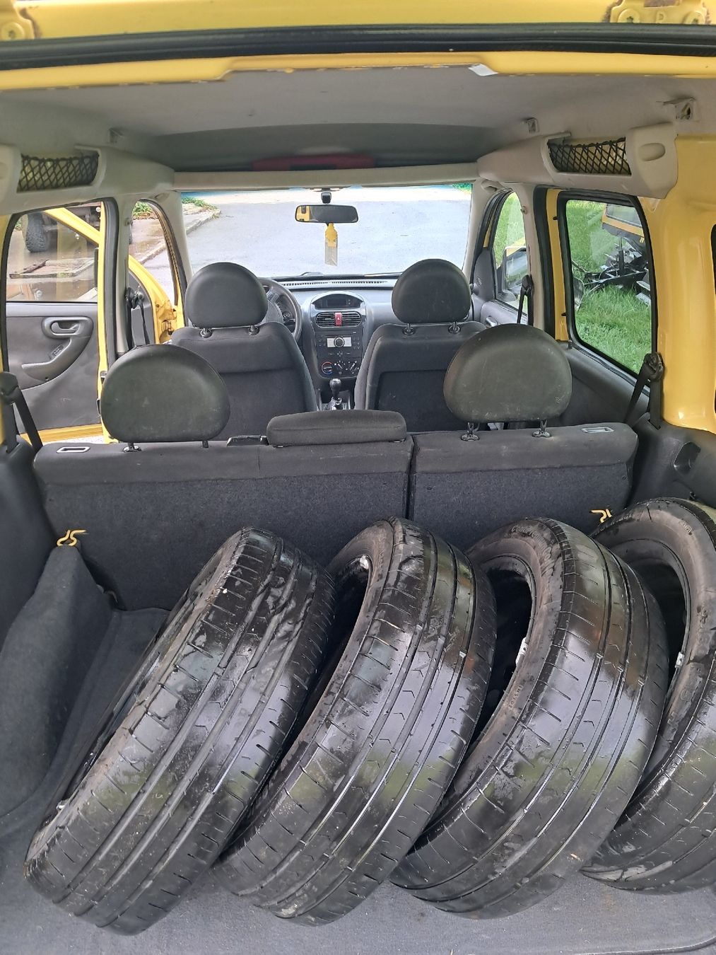 Opel Automobili: Opel Combo – Usato da Brülisau venduto da Pflug6533 6