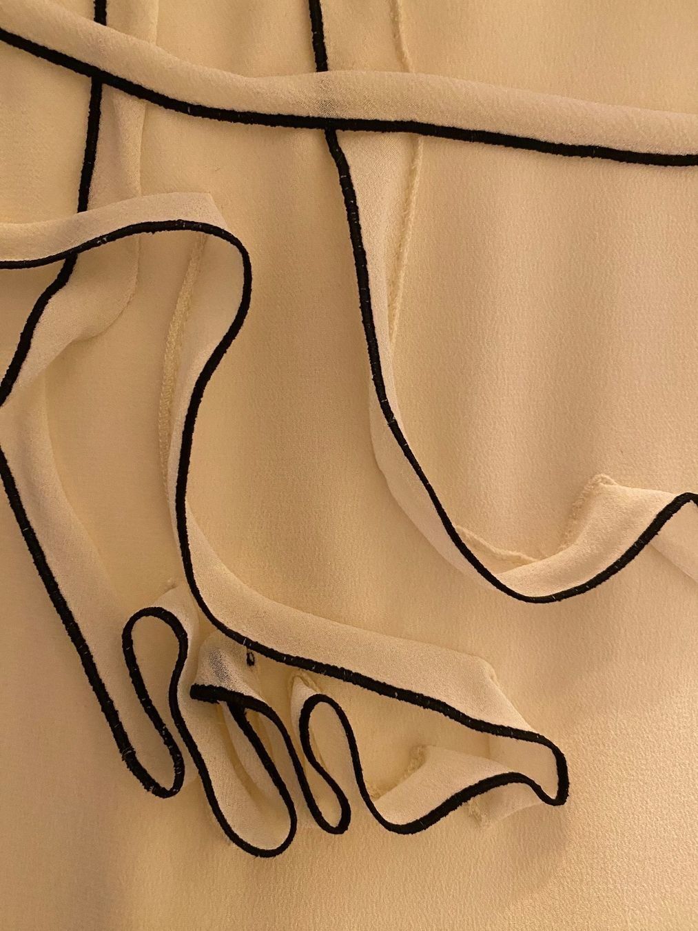 Akris Top: Akris Top / Shirt aus Seide – Usato da Basel venduto da Kalleskaviar