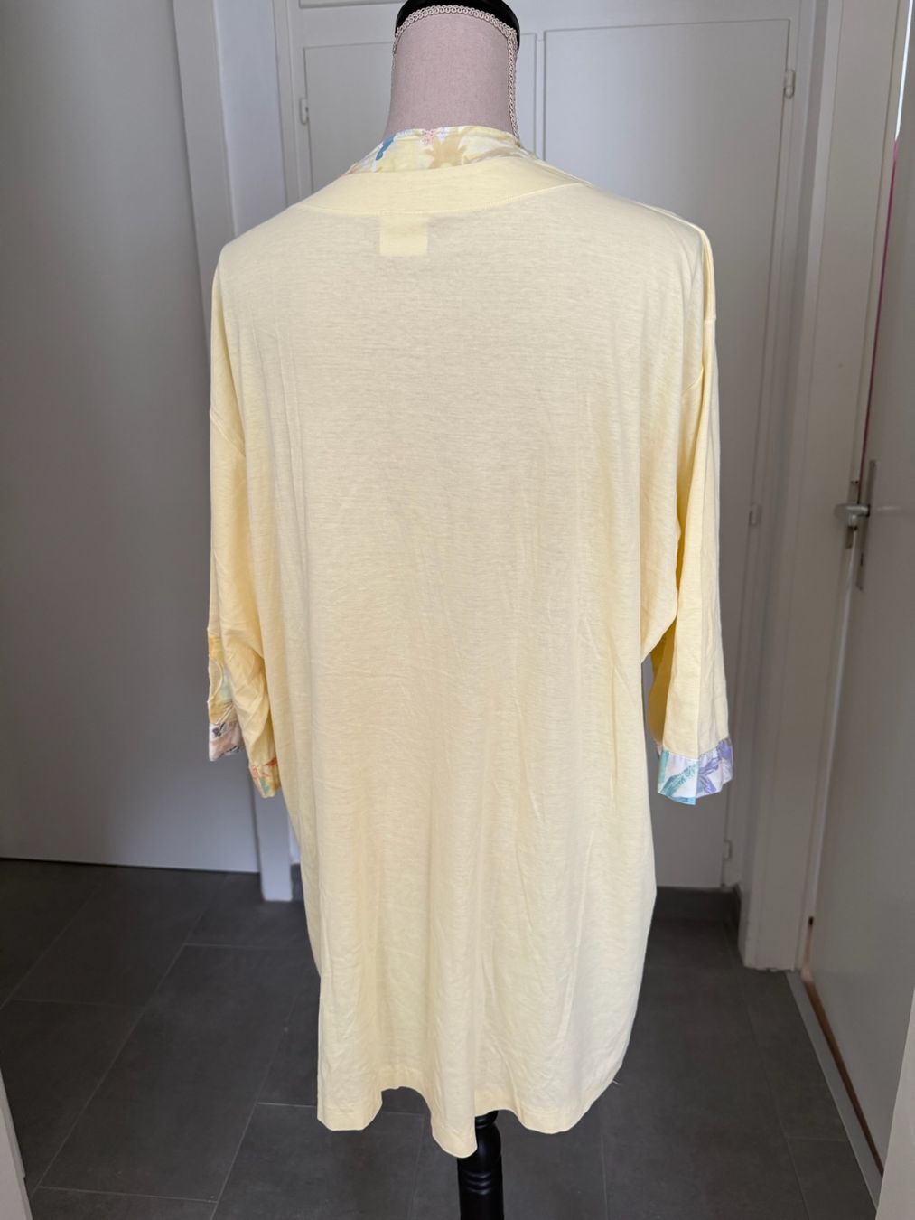 Hanro Negligees & Pyjamas: Hanro - chemise de nuit - M – Gebraucht aus Sion von accroshoes 2