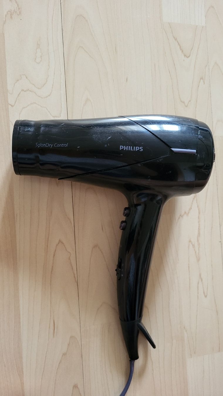 Philips Asciugacapelli: Haartrockner Philips SalonDry Control 2100W – Usato da Uznach venduto da kat_tbn8