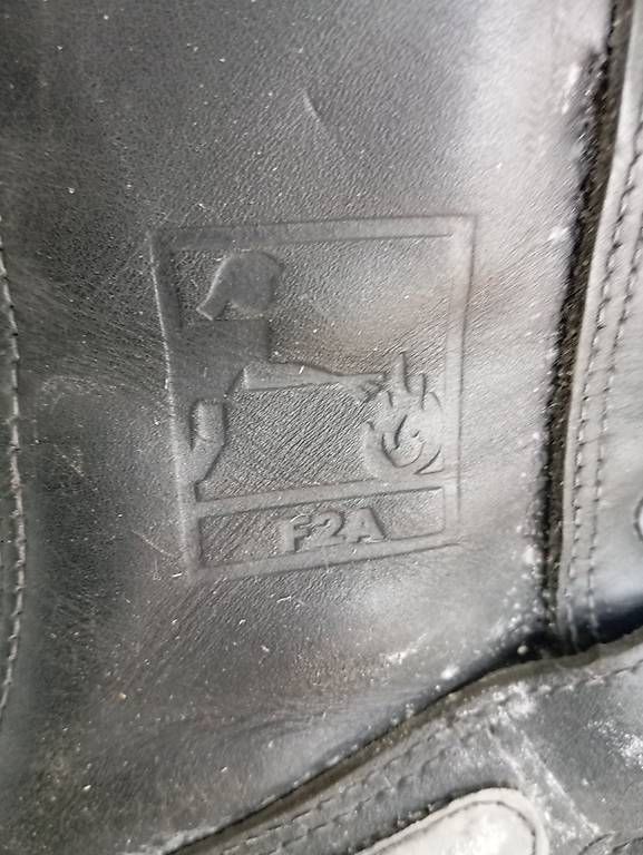 Scarpe da uomo: Feuerwehr Stiefel – Usato da Basel venduto da Petergunn 1