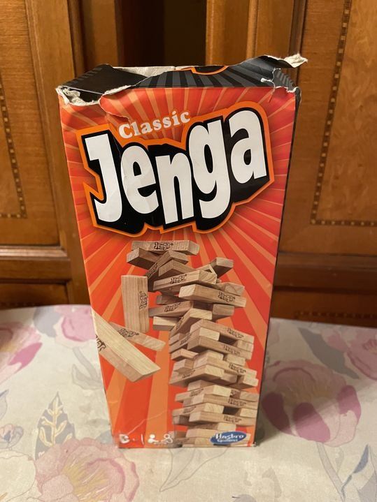 Hasbro Giochi: Jenga Geschicklichkeitsspiel Holz Klötzli – Usato da Bergdietikon venduto da antovale