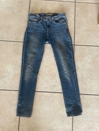 Jeans Levi’s 711 Skinny Taille 27 30