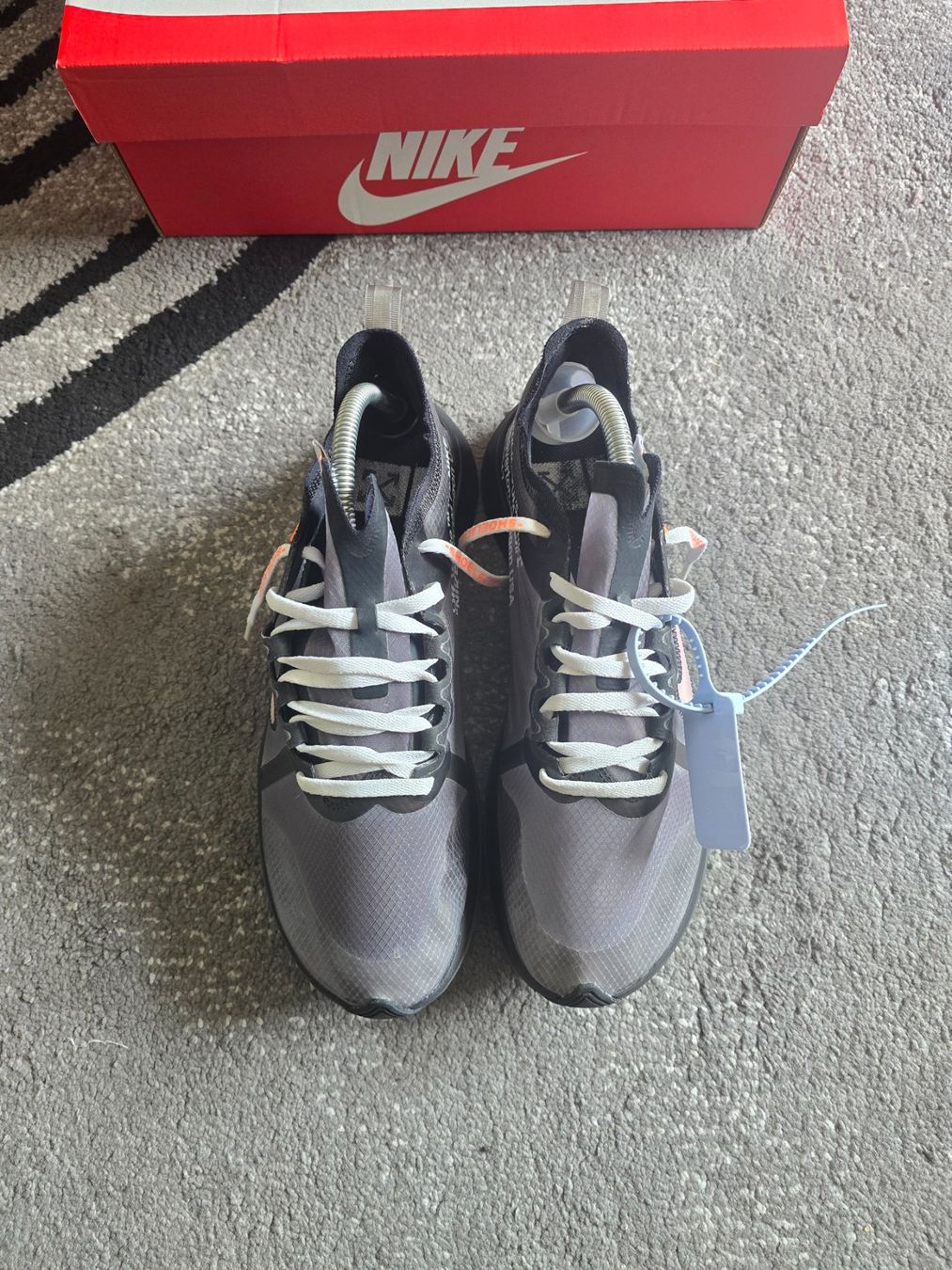 Herrenschuhe: Nike off white zoom fly – Gebraucht aus Bôle von A_Kickstory 1