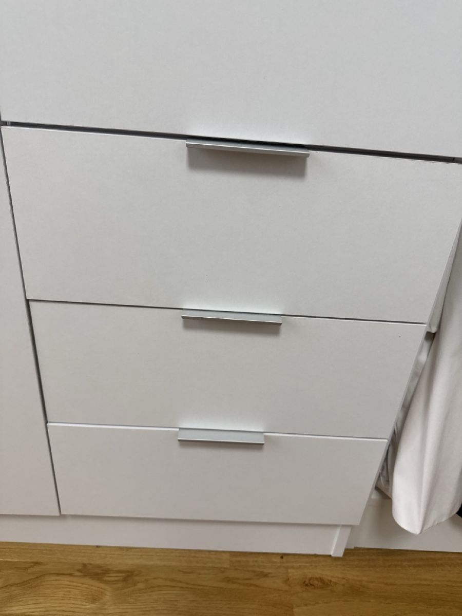 Schränke: Kleiderschrank – Neu (gemäss Beschreibung) aus Kriens von g_b_mk7j 2