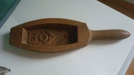 Alte Butterform aus Holz Blume 120 Gr.