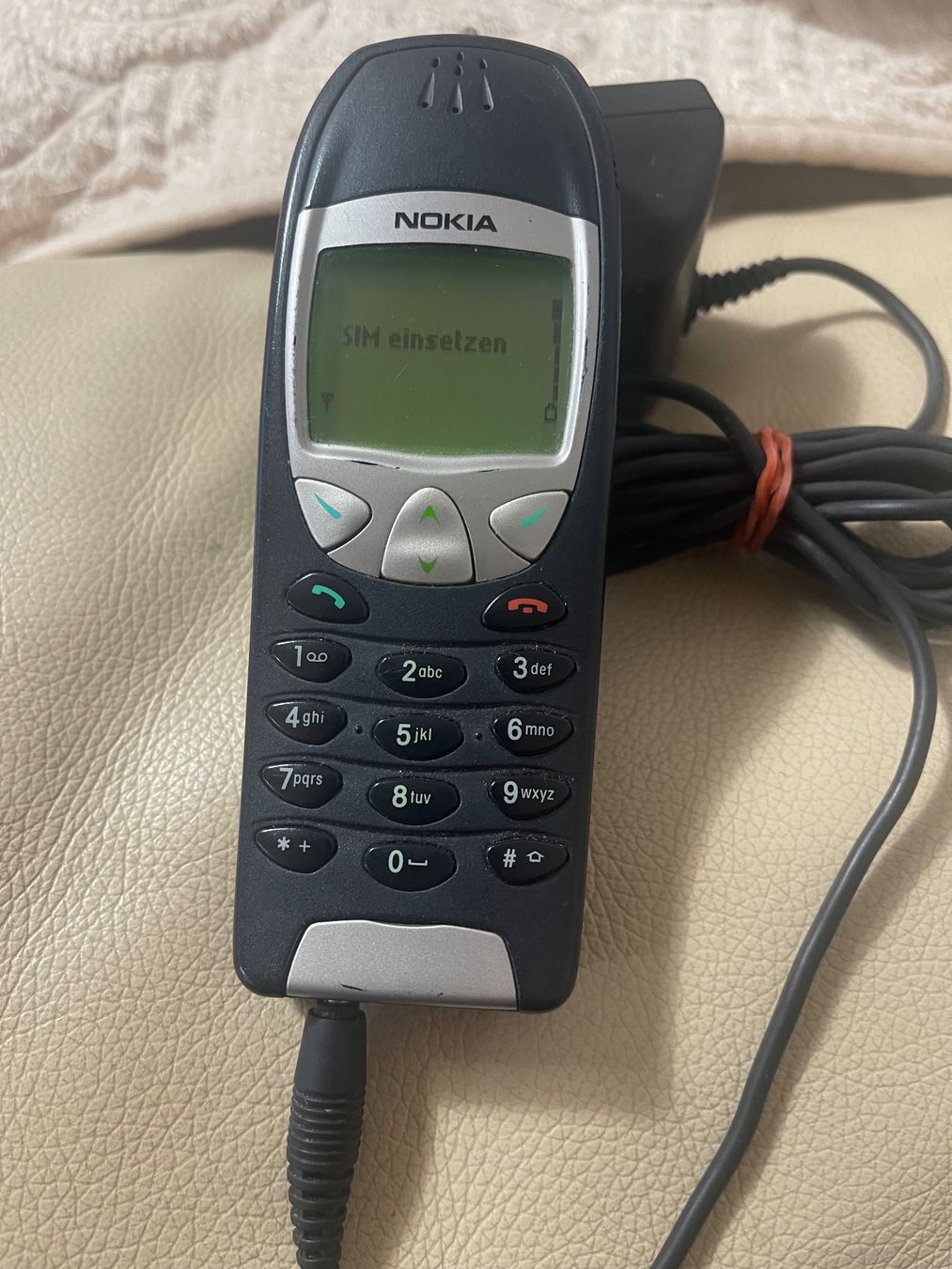 Nokia Handys / Smartphones: Nokia 6210 auto handy inkl lgerät – Gebraucht aus Regensdorf von mex5145 2