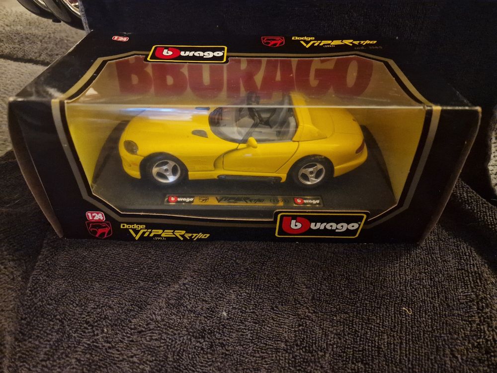 Support Moteur Miniature Pour Dodge Viper RT10 Burago 1/18 - Pièce D'occasion