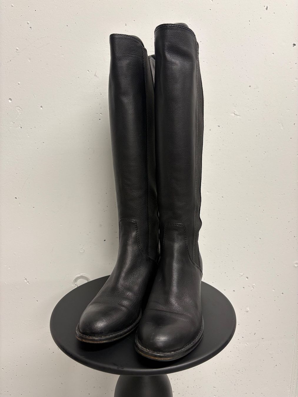 Scarpe da donna: Nursace Schwarze Lederstiefel Gr. 36 – Usato da Regensdorf venduto da secondchancefashion 2