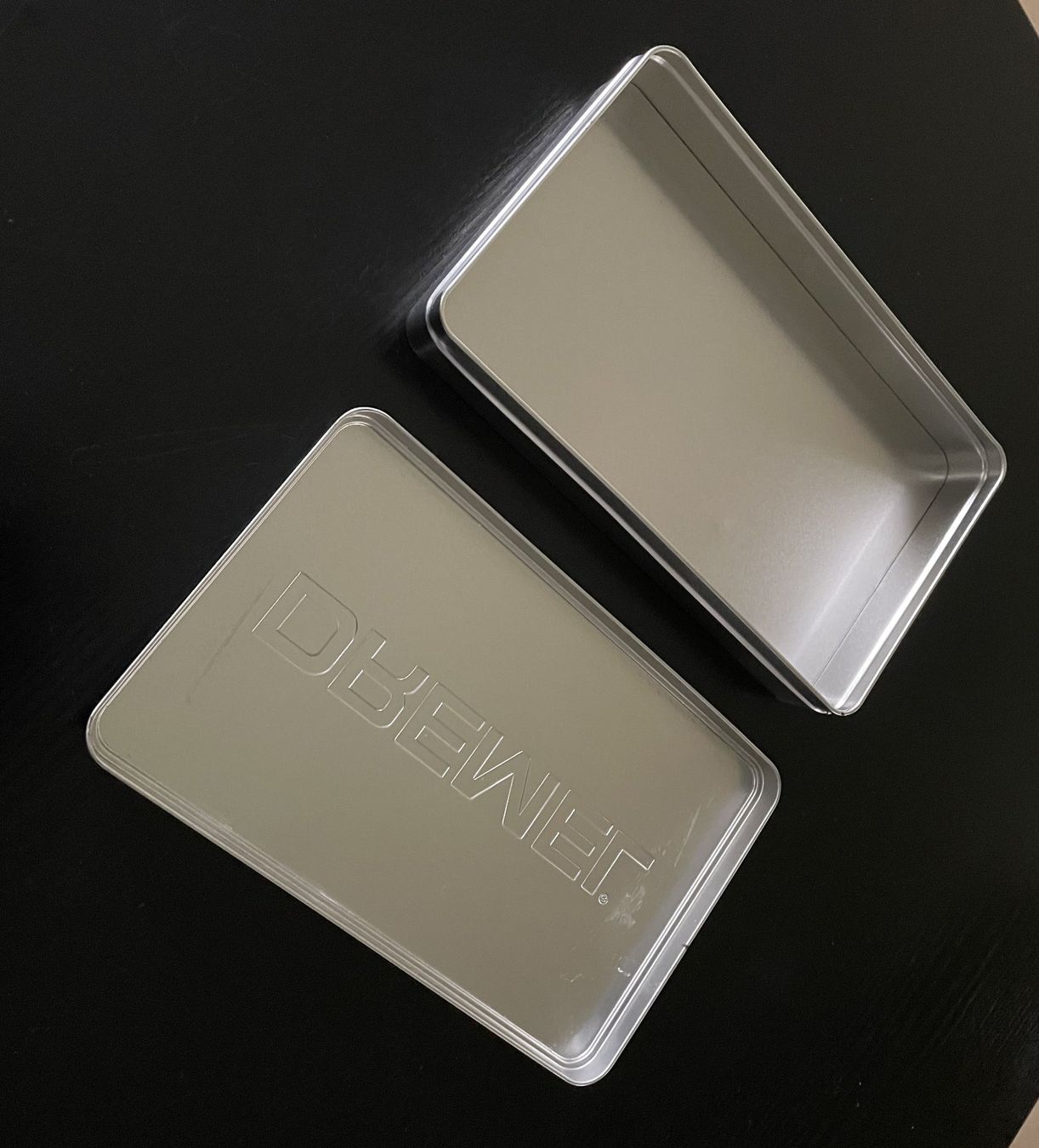 Contenitori & Simili: Blechdose Dose Behälter DREMEL Klappdeckel Metall silberfarb – Nuovo (secondo la descrizione) da Oftringen venduto da allesmeins 9